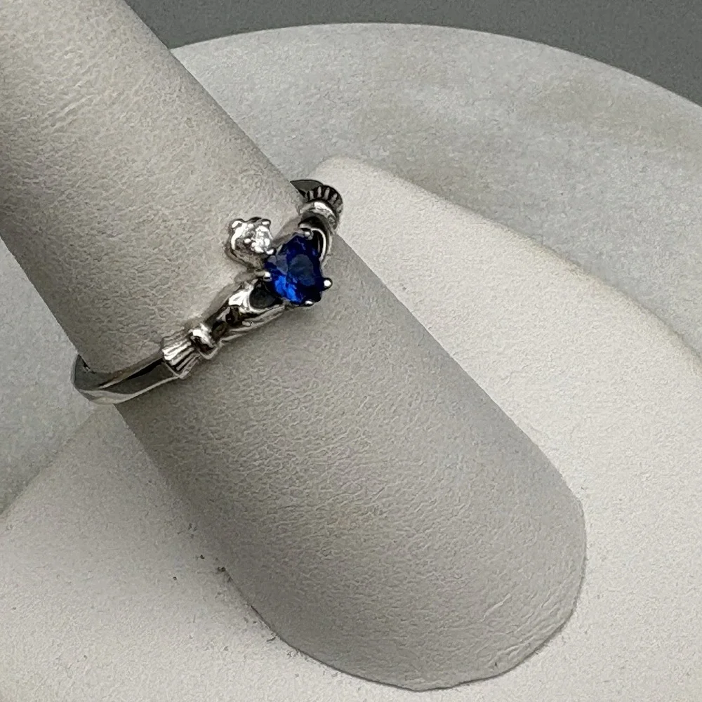 NEW Sterling Silver Claddagh Ring Blue Spinel 925 Sz 8 Hands Heart Dainty Irish